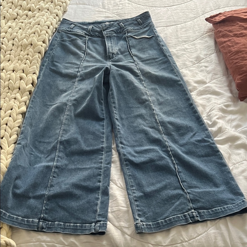 PAIGE Cropped Wide-Leg Jeans in Blue